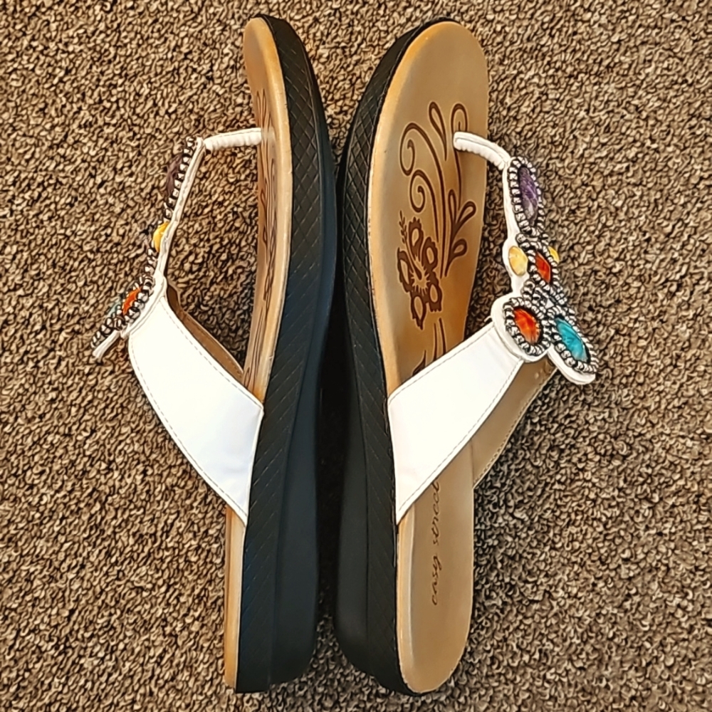 Sandals - Picture 4 of 16